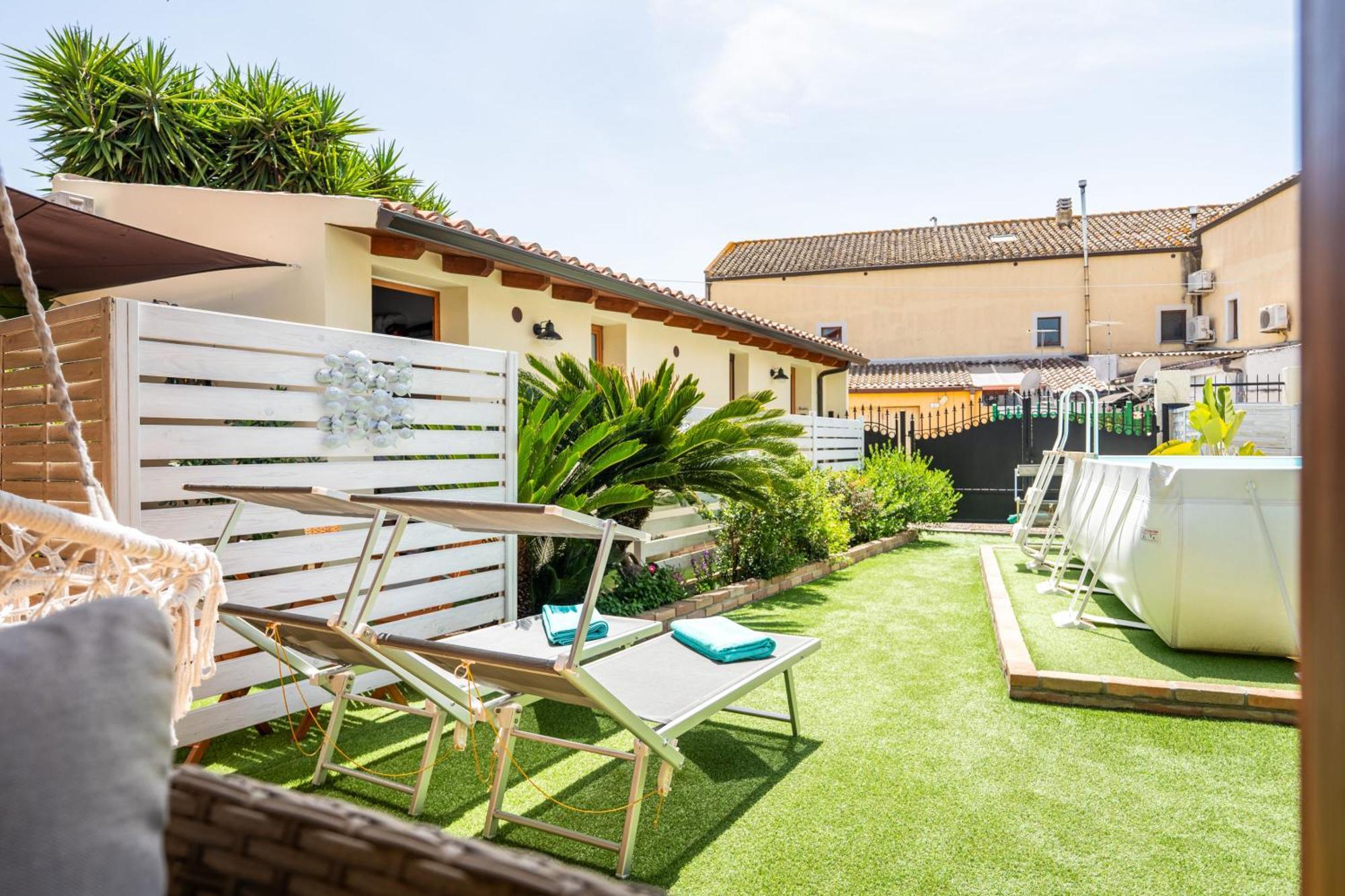 Villa Campidanese アッセミニ エクステリア 写真