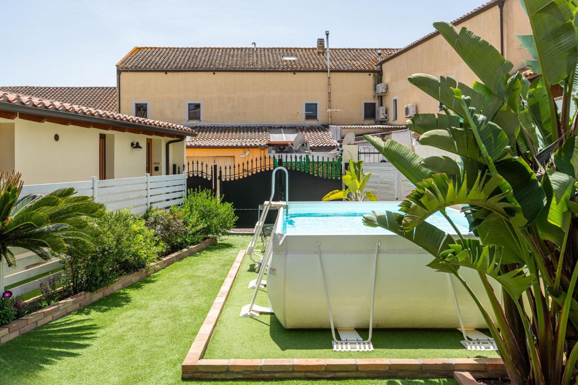 Villa Campidanese アッセミニ エクステリア 写真